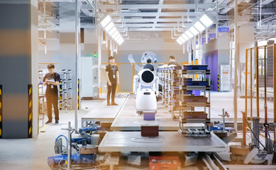 優(yōu)必選Cruzr機器人工廠落地重慶 年產(chǎn)萬臺智能機器人的研發(fā)新篇章